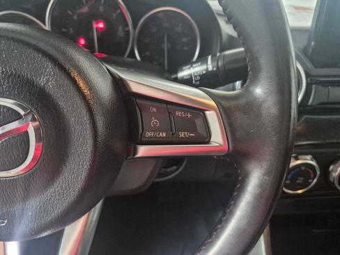 Used 2018 MAZDA MX-5 Miata Grand Touring RWD image 19