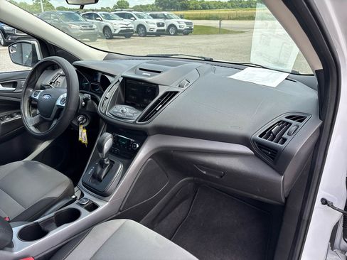 Used 2014 Ford Escape SE w/ Equipment Group 201A FWD image 24