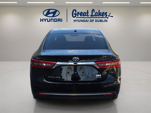 Used 2016 Toyota Avalon XLE Premium image 4