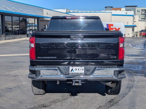 Used 2022 Chevrolet Silverado 3500 LTZ w/ Z71 Off-Road Package image 6