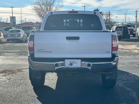 Used 2011 Toyota Tacoma 4x4 Double Cab image 9
