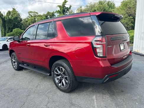 Used 2023 Chevrolet Tahoe Z71 w/ Z71 Off-Road Package AWD/4WD image 8