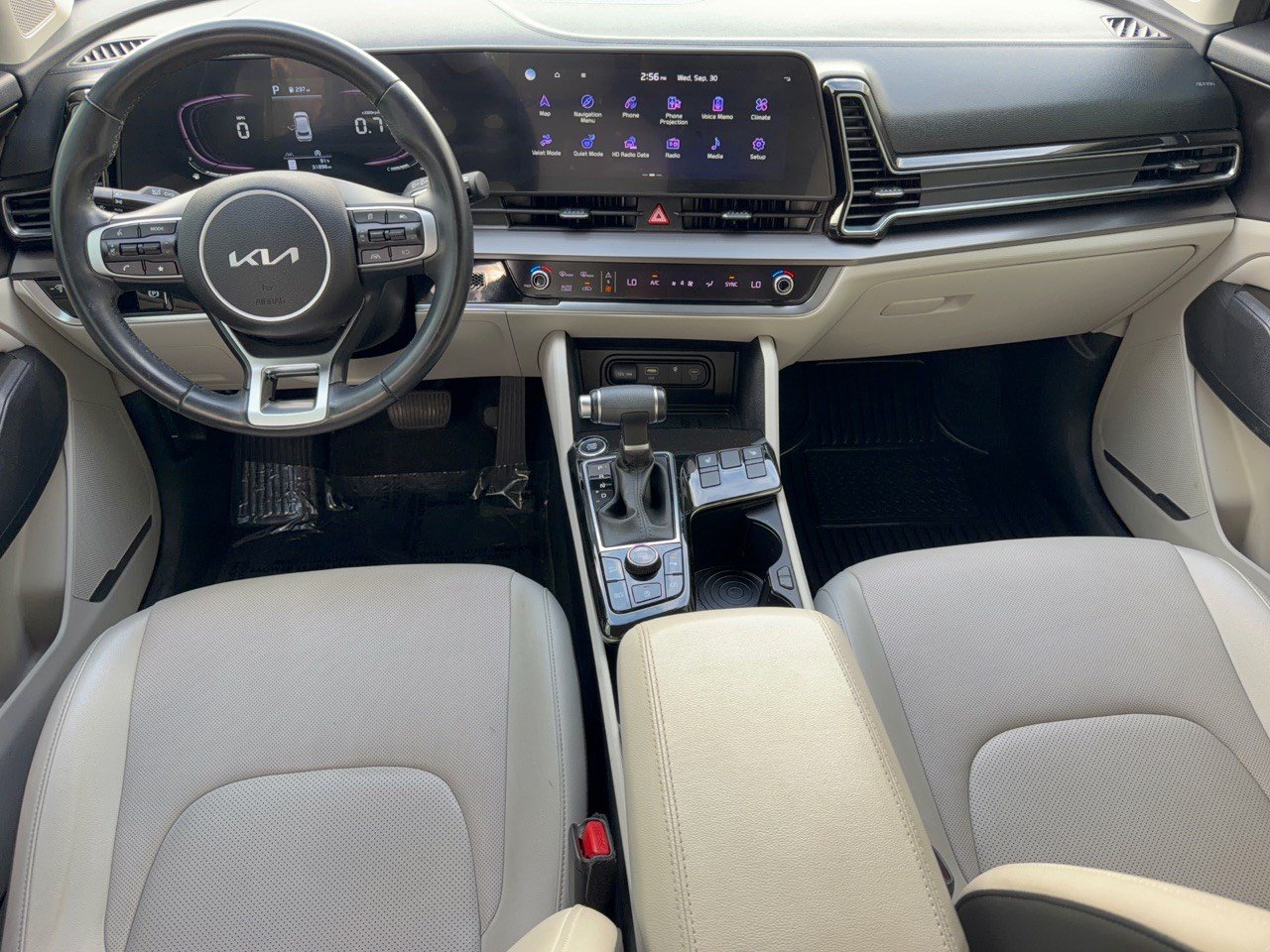 Used 2023 Kia Sportage EX FWD image 17
