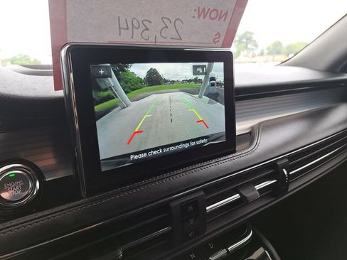 Used 2022 Lincoln Corsair FWD image 11