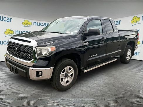 Used 2018 Toyota Tundra SR5 AWD/4WD image 3