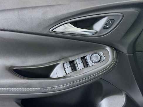 Used 2023 Buick Encore GX Preferred w/ Cold Weather Comfort Package FWD image 15