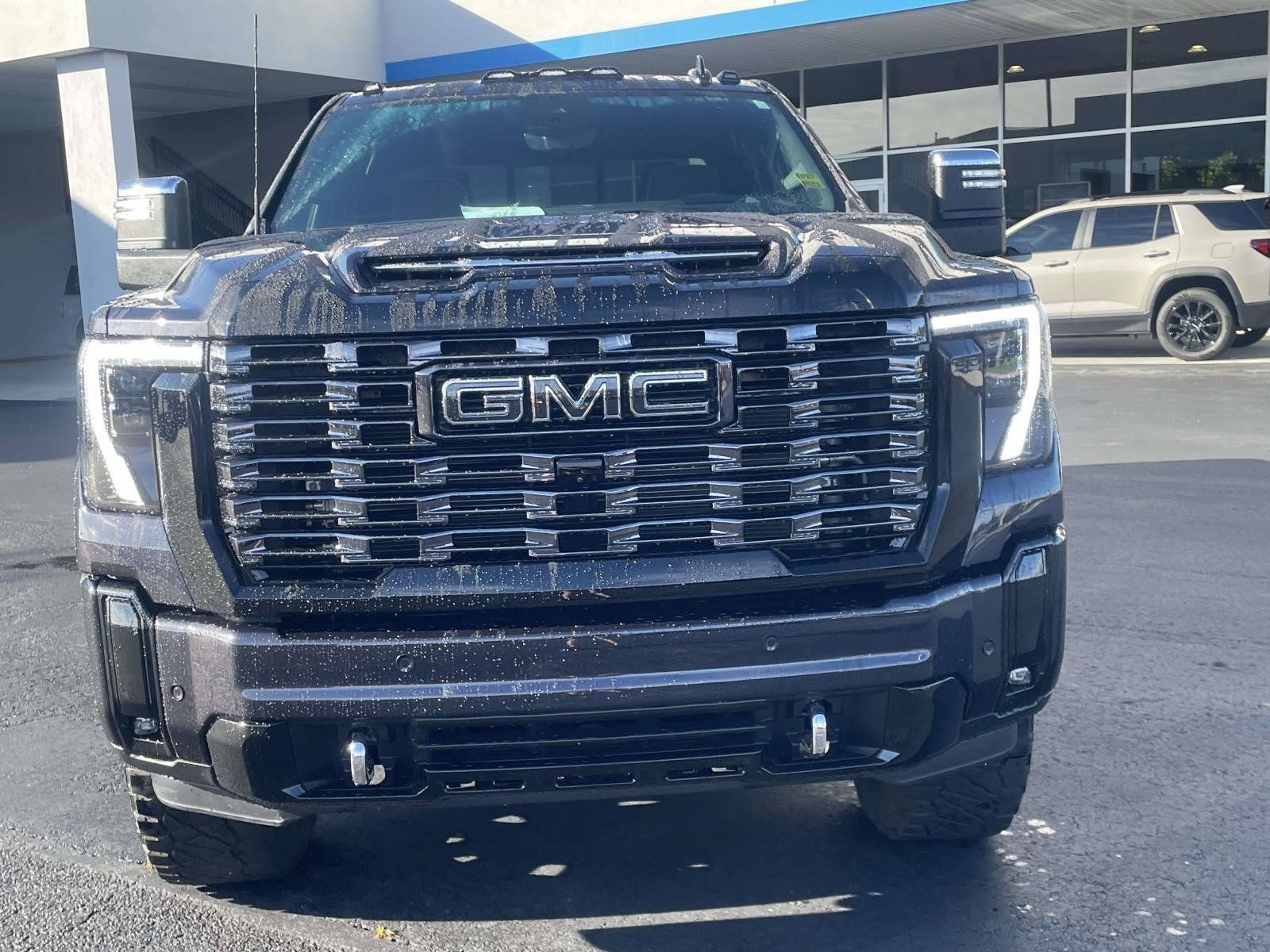Certified 2025 GMC Sierra 2500 Denali Ultimate w/ Max Trailering Package AWD/4WD image 9