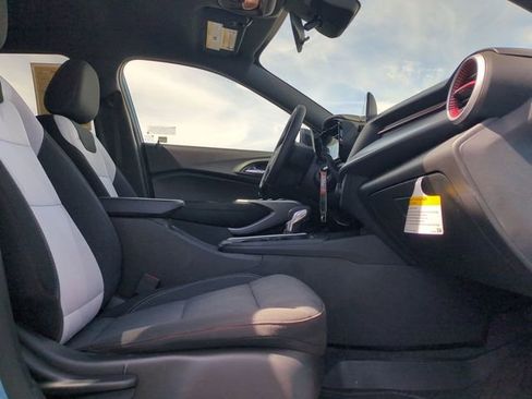 Used 2026 Chevrolet Trax RS w/ Driver Confidence Package image 32