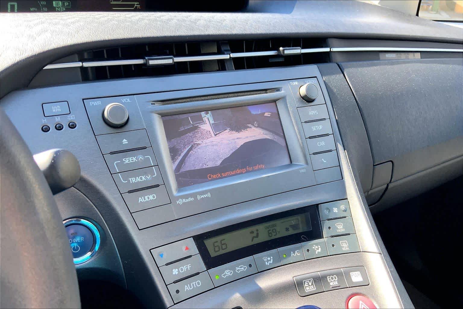 Used 2014 Toyota Prius Three FWD image 26
