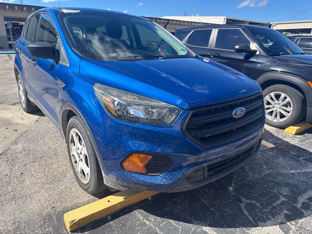 Used 2018 Ford Escape S FWD image 1