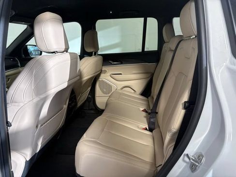 New 2026 Jeep Grand Cherokee Limited AWD/4WD image 21