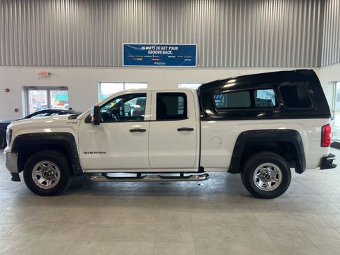 Used 2017 GMC Sierra 1500 4WD Double Cab 143.5 image 8