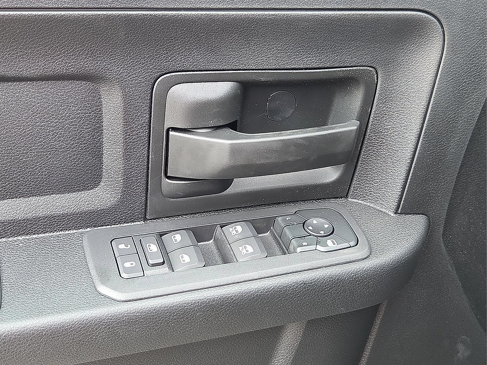 New 2026 RAM 3500 Tradesman AWD/4WD image 13