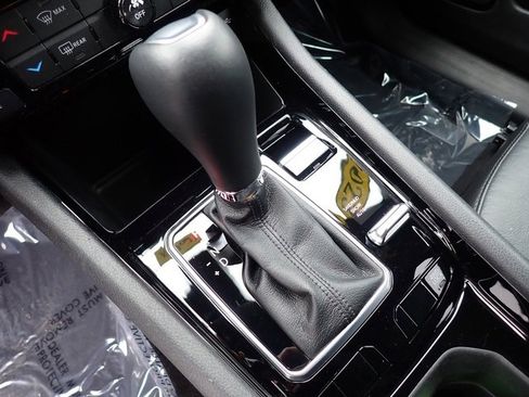 Certified 2023 Jeep Compass Limited image 21