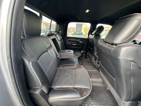 Used 2019 RAM 3500 Laramie image 14