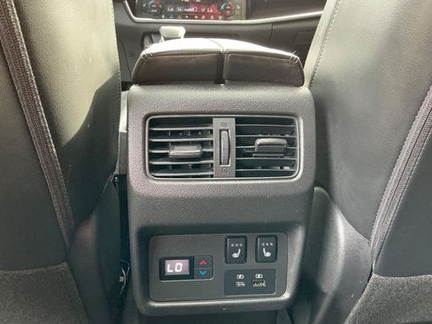 Used 2023 Nissan Rogue Platinum w/ Platinum Premium Package FWD image 11