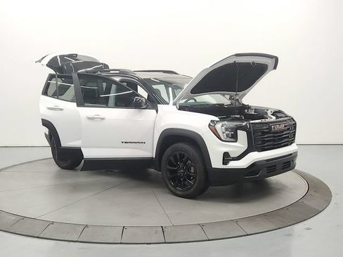Used 2026 GMC Terrain Elevation AWD/4WD image 10