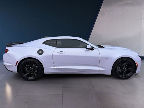 Used 2023 Chevrolet Camaro LT image 6