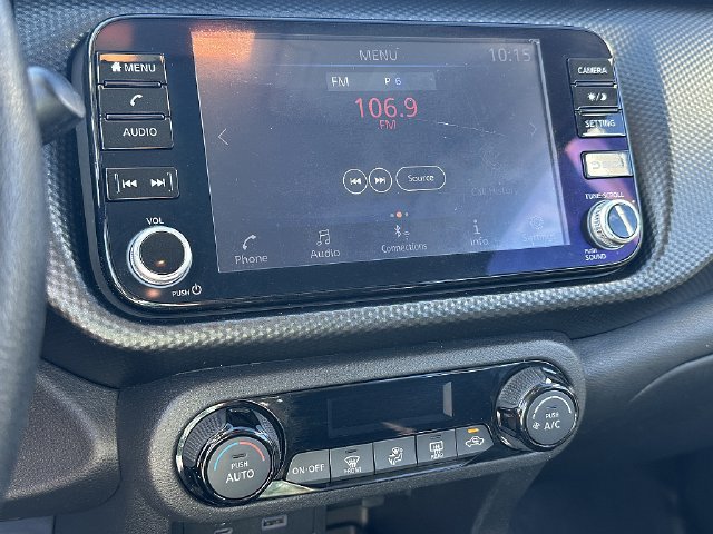 Used 2022 Nissan Kicks SV FWD image 30