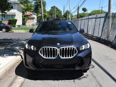 Used 2025 BMW X6 xDrive40i AWD/4WD image 3