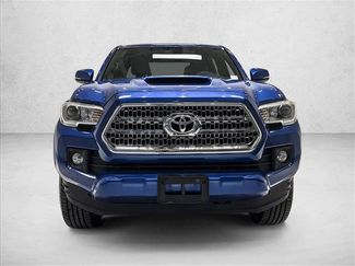 Used 2017 Toyota Tacoma TRD Sport video 2