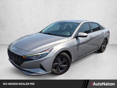 Used 2022 Hyundai Elantra SEL w/ Convenience Package