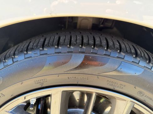 Used 2024 Maserati Levante GT Ultima image 8