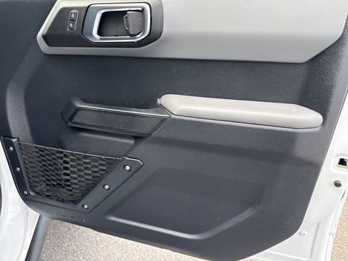 Used 2022 Ford Bronco 4-Door w/ Sasquatch Package image 13