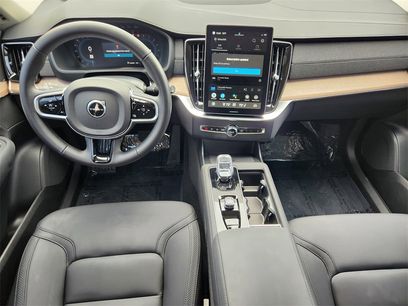 Used 2025 Volvo XC90 B6 Plus