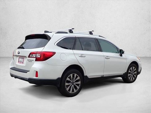 Used 2017 Subaru Outback 2.5i Touring w/ Popular Package #5A AWD/4WD image 4