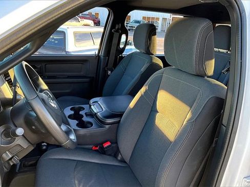 Used 2024 RAM 3500 Tradesman w/ Chrome Appearance Group image 22