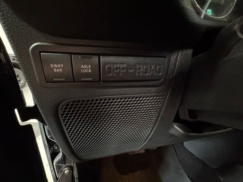 Used 2016 Jeep Wrangler Unlimited Rubicon w/ Dual Top Group AWD/4WD image 26