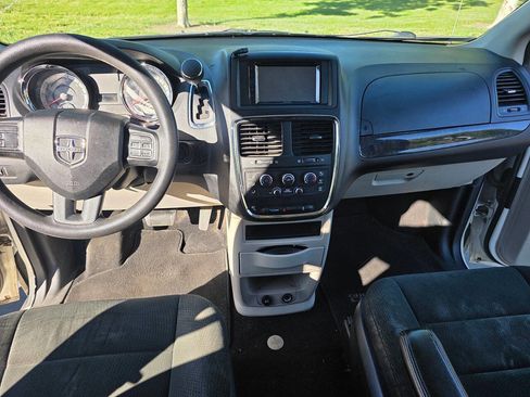 Used 2011 Dodge Grand Caravan Express w/ PWR Window Group image 10