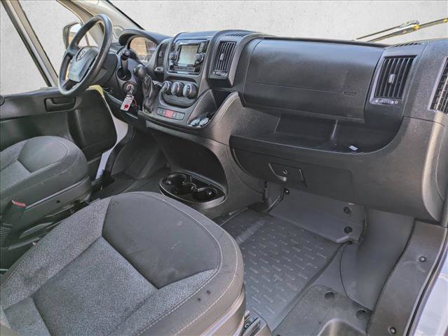 Used 2019 RAM ProMaster 2500 w/ Premium Appearance Group FWD image 19