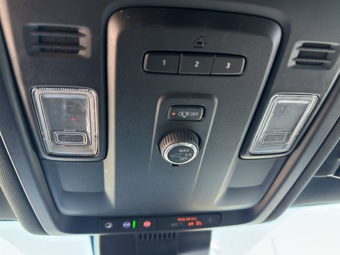 Used 2024 Chevrolet Tahoe LT AWD/4WD image 26
