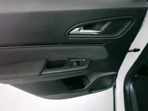 Used 2024 Honda Prologue EX image 23