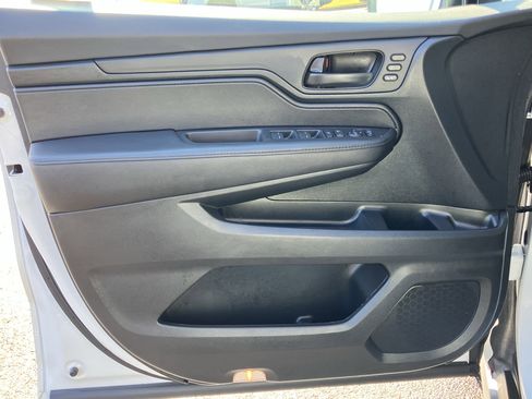 Certified 2023 Honda Odyssey EX-L image 15