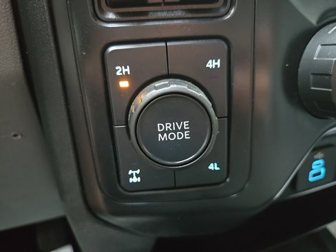 Used 2024 Ford F350 XLT w/ 360-Degree Camera Package image 68