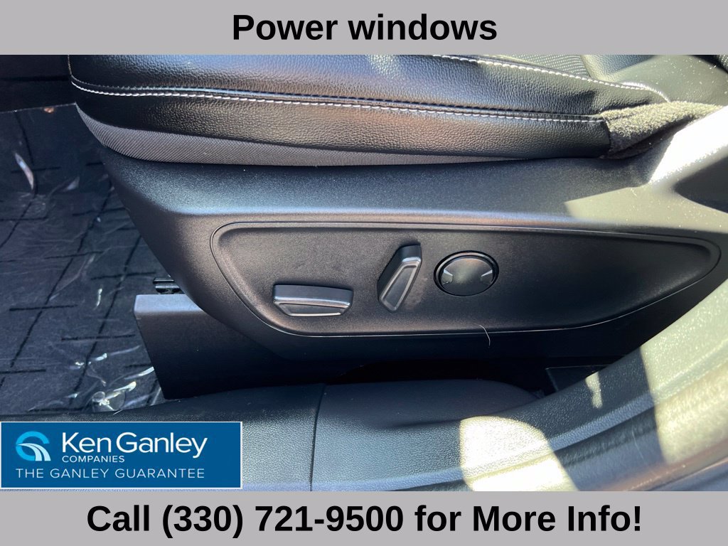 Used 2022 Ford Escape SEL AWD/4WD image 25