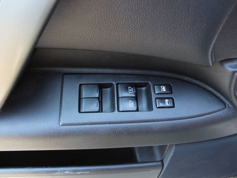 Used 2006 INFINITI FX35 AWD w/ (G02) Touring Pkg image 17