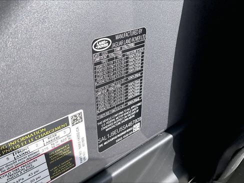 Used 2025 Land Rover Range Rover Sport image 35