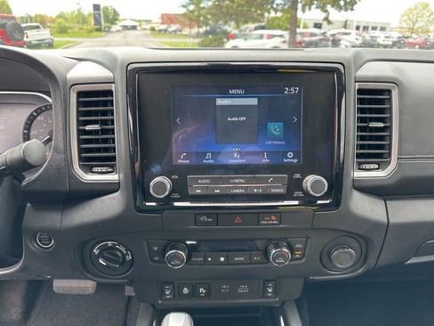 Certified 2023 Nissan Frontier SV w/ SV Convenience Package AWD/4WD image 23