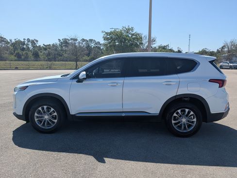 Used 2019 Hyundai Santa Fe SEL FWD image 8