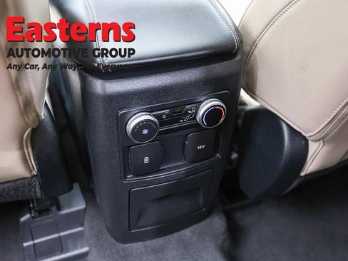 Used 2022 Ford Explorer XLT w/ Equipment Group 202A AWD/4WD image 22