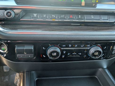 Certified 2025 Chevrolet Silverado 2500 LT w/ All Star Edition image 30