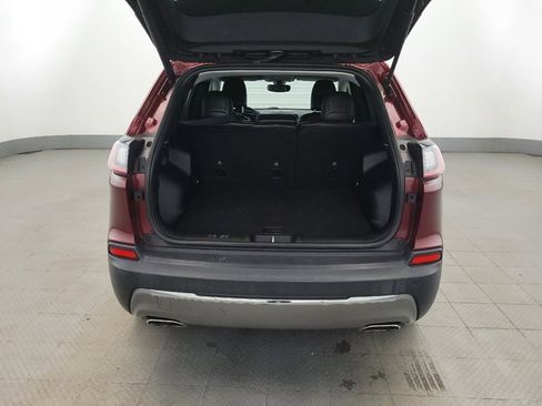 Used 2019 Jeep Cherokee Limited AWD/4WD image 29