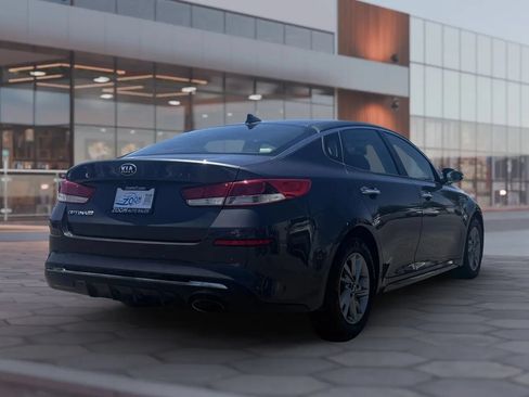 Used 2019 Kia Optima LX FWD image 9
