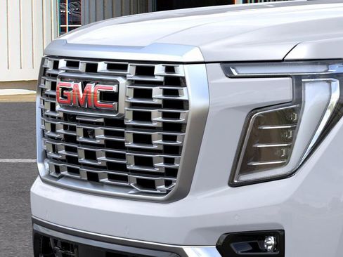 New 2026 GMC Yukon XL Denali w/ Denali Reserve Package image 13