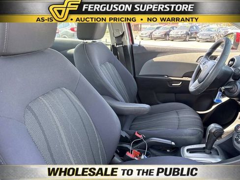 Used 2014 Chevrolet Sonic LT image 21