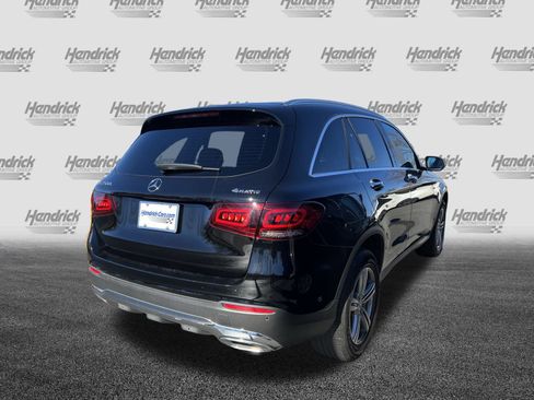 Used 2021 Mercedes-Benz GLC 300 4MATIC image 11